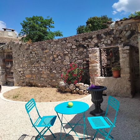 La Grange De Sabatas Hotel Chomérac Eksteriør billede