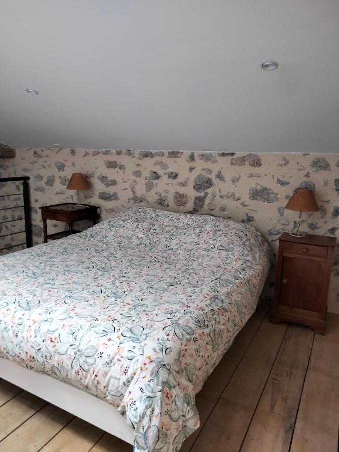 La Grange De Sabatas Hotel Chomérac Eksteriør billede