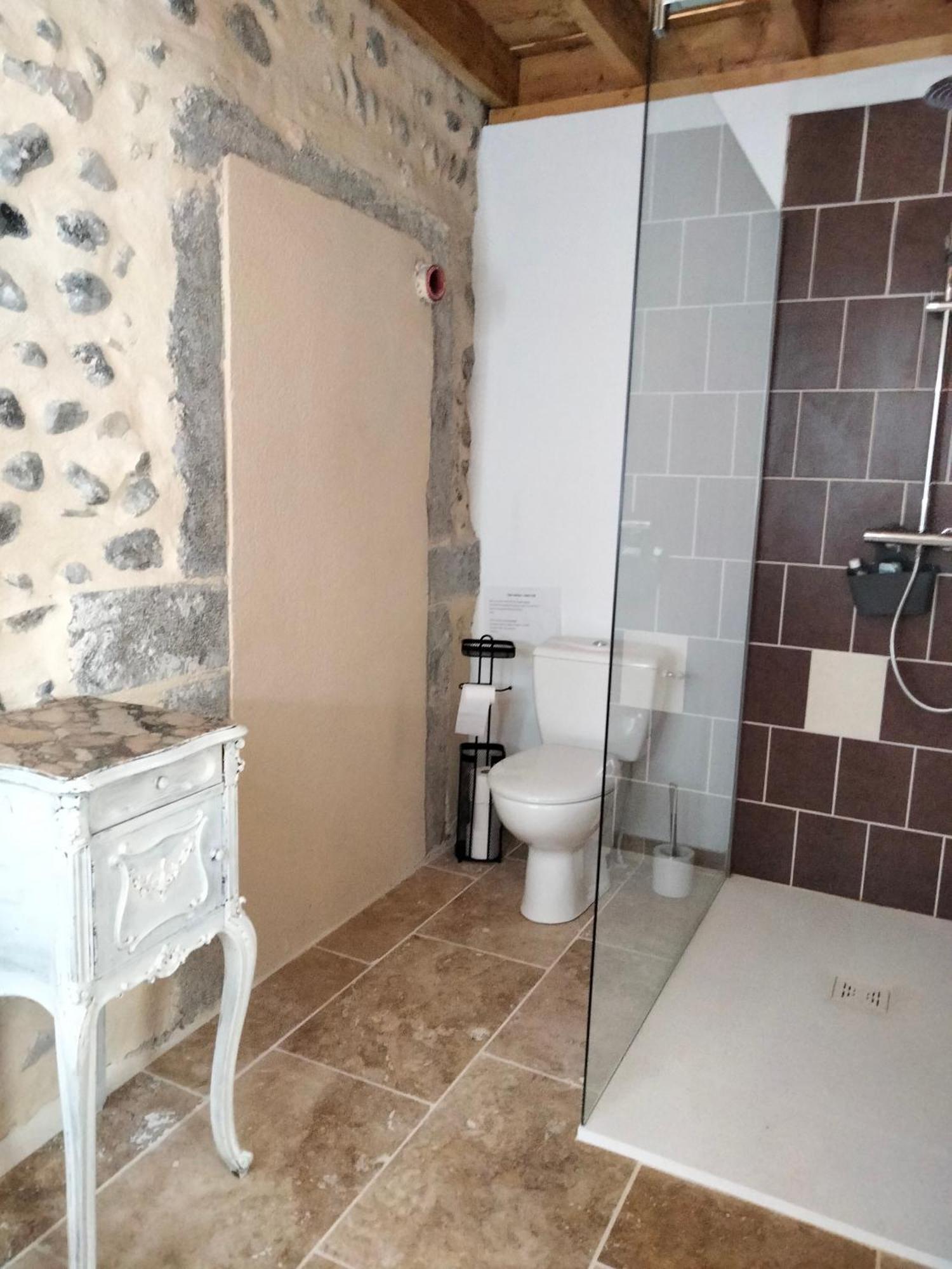 La Grange De Sabatas Hotel Chomérac Eksteriør billede