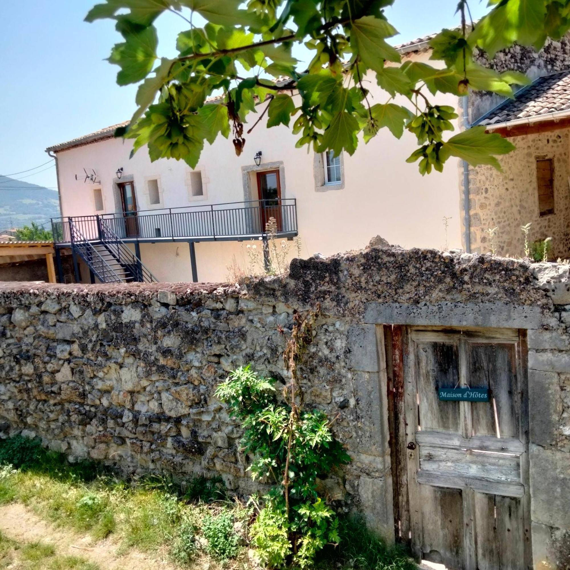 La Grange De Sabatas Hotel Chomérac Eksteriør billede